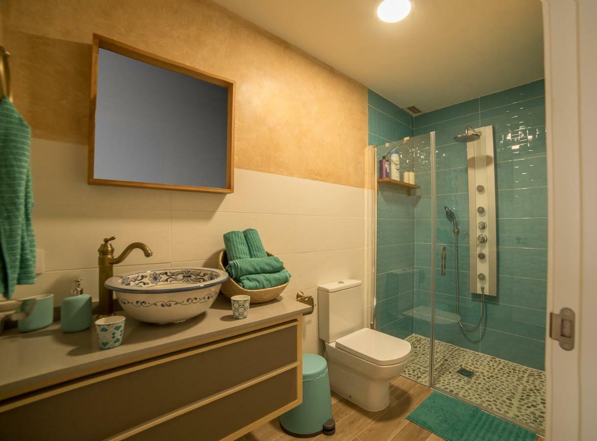 Triana Boho Chic Wifi Apartment Seville Exterior photo